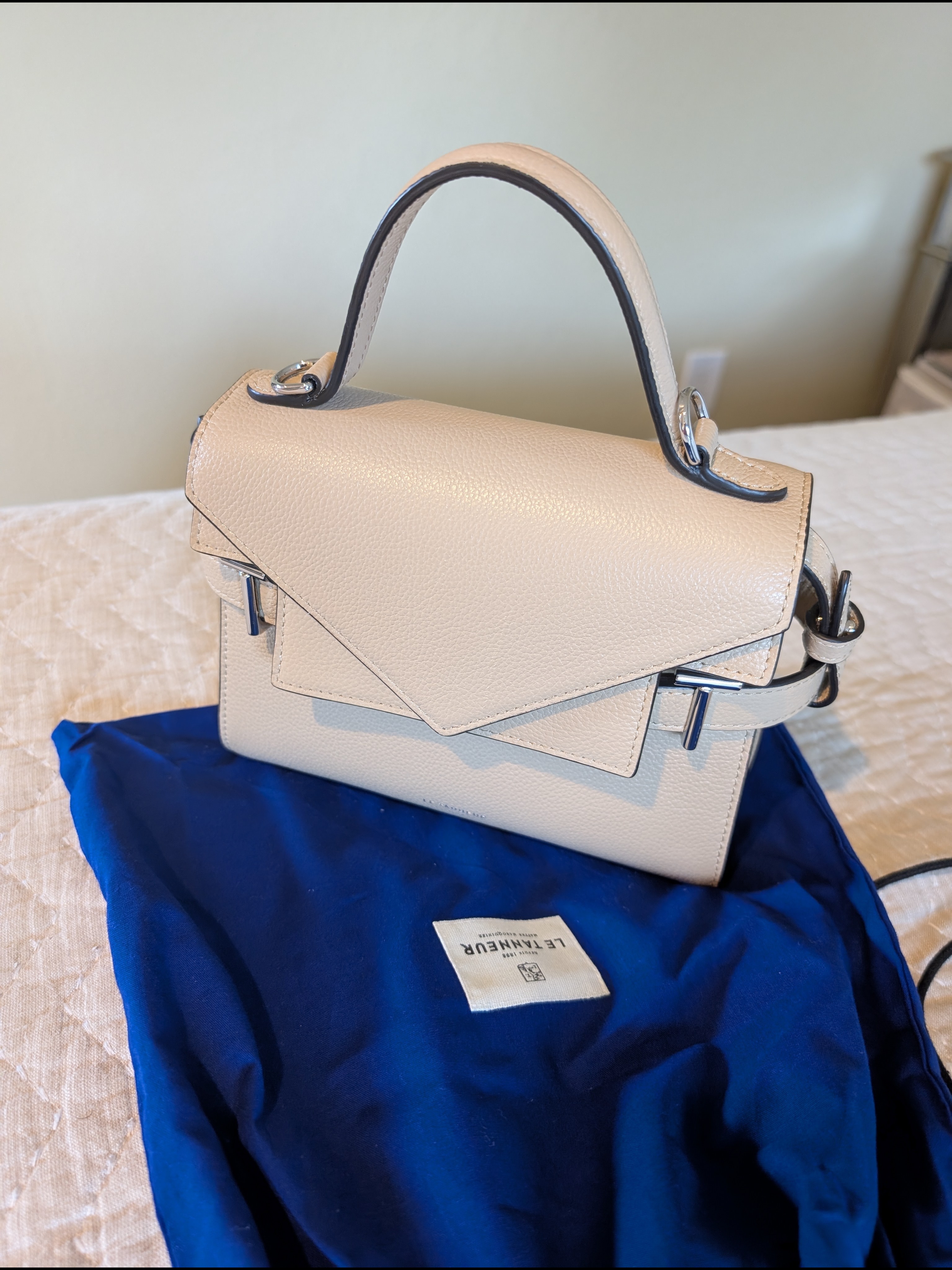 Le Tanneur 1898 Emilie Top Handle Satchel Desert Tan — image 4 of 8